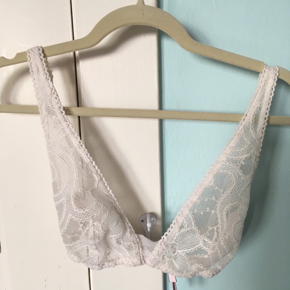 Victoria secret white lacy bralette